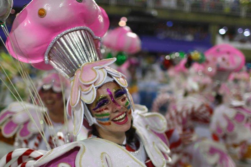 Ünlü Rio Karnavalı başladı