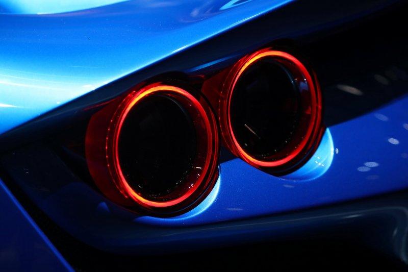 Otomobiller Cenevre’de görücüye çıktı