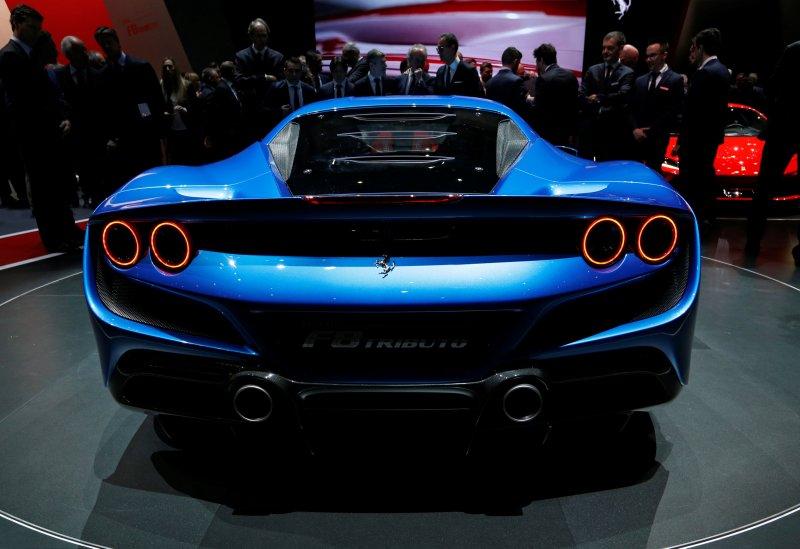 Otomobiller Cenevre’de görücüye çıktı