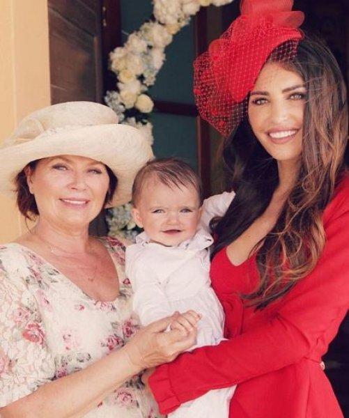 Wesley Sneijder eşi Yolanthe Cabau'dan boşanıyor