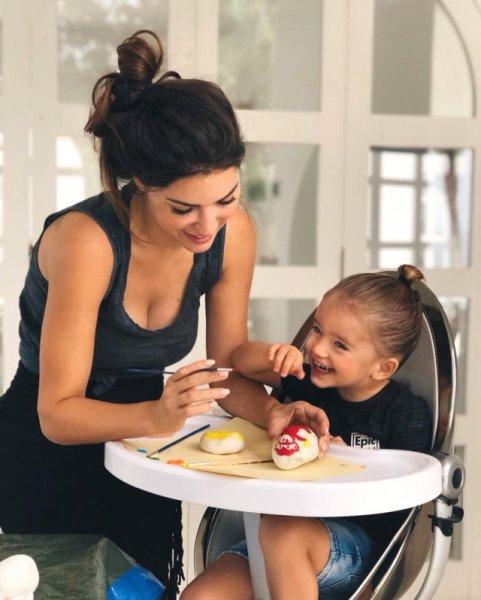 Wesley Sneijder eşi Yolanthe Cabau'dan boşanıyor