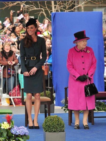 Kate Middleton ve Meghan Markel'ın taht sıralaması - Resim 7