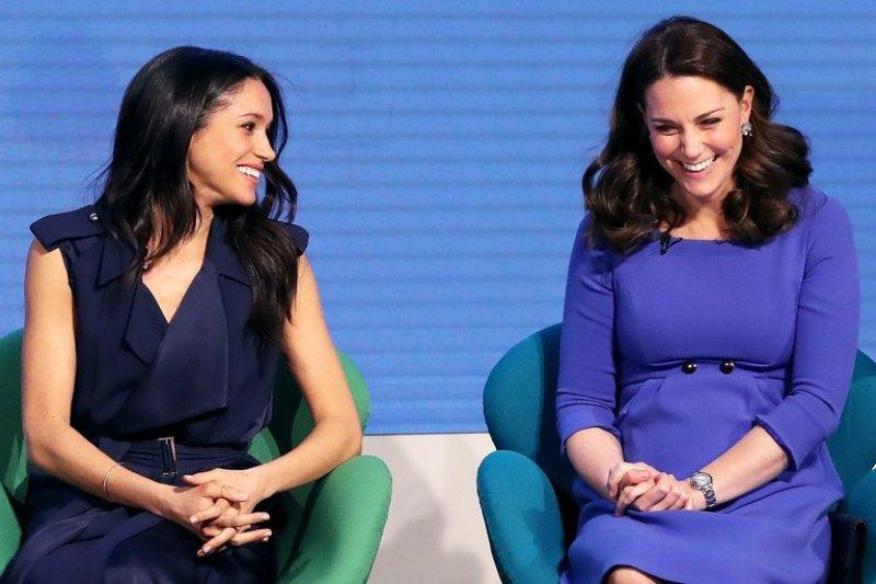 Kate Middleton ve Meghan Markel'ın taht sıralaması - Resim 1