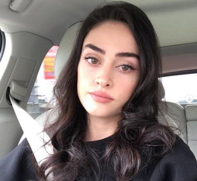 Esra Bilgiç'ten estetik açıklaması