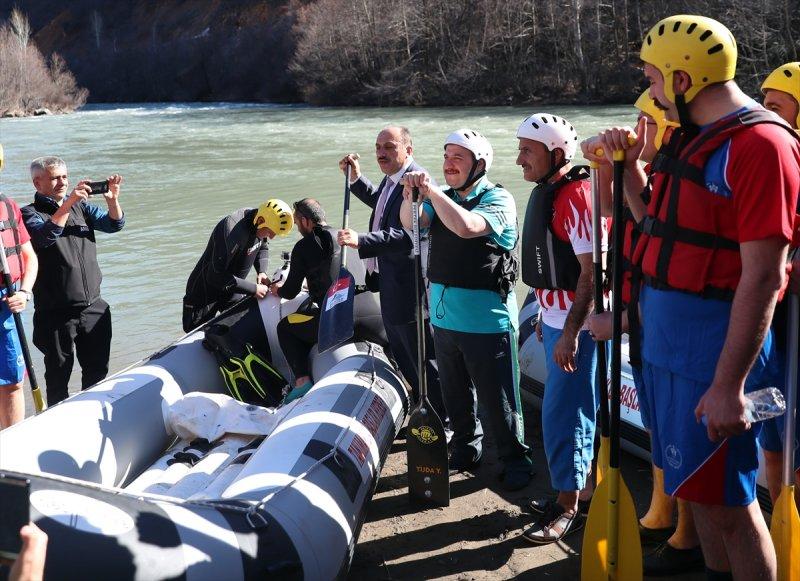 Bakan Varank Tunceli'de 