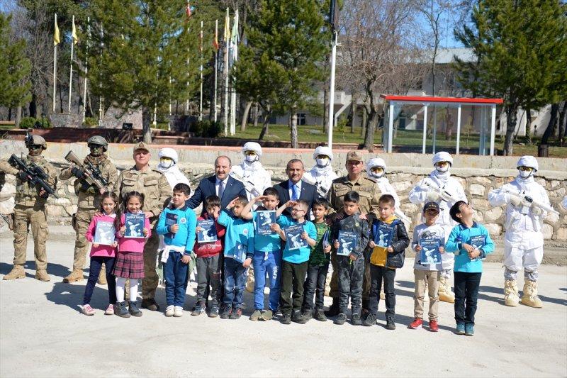 Bakan Varank Tunceli'de 