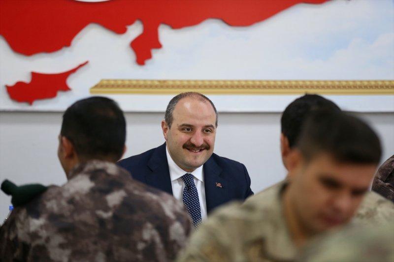 Bakan Varank Tunceli'de 