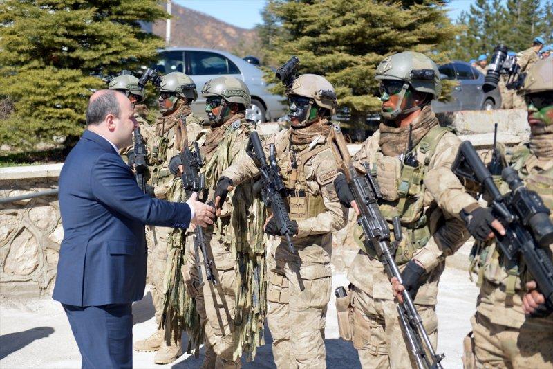 Bakan Varank Tunceli'de 