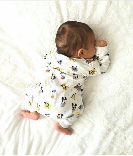 Yeni doğan bebek resimleri