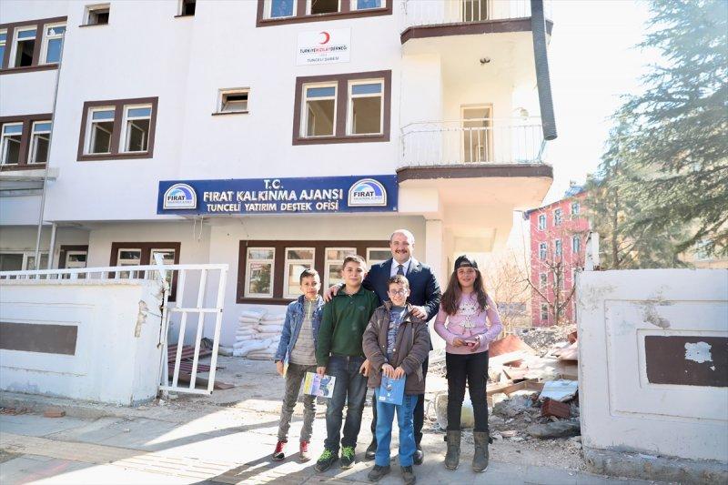 Bakan Varank Tunceli'de 