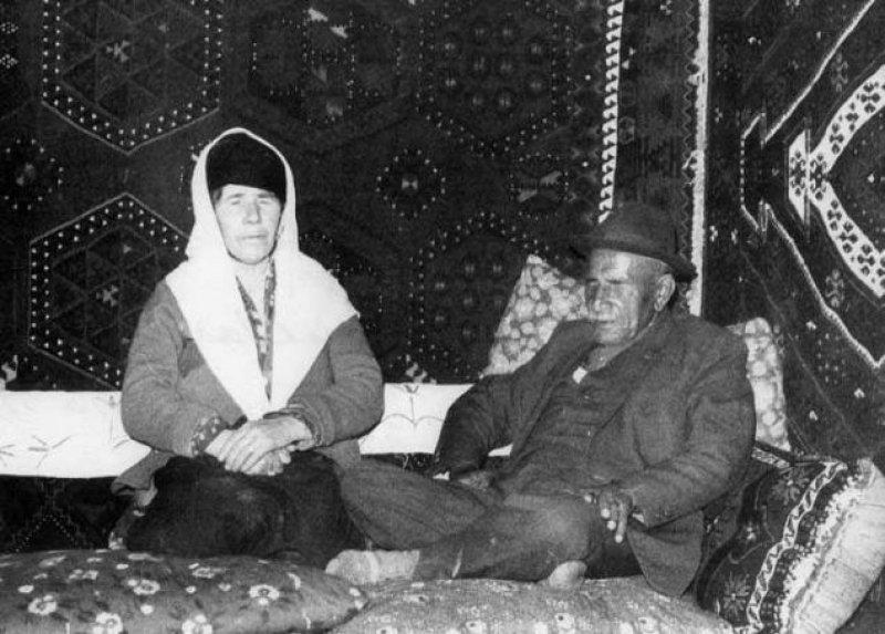 Aşık Veysel ölüm yıl dönümünde anılıyor