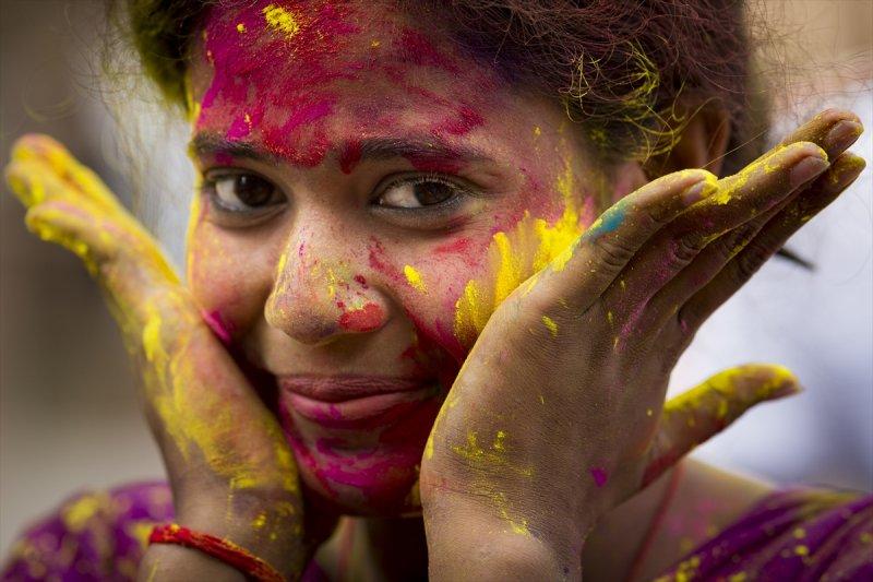 Bangladeş'te Holi Festivali