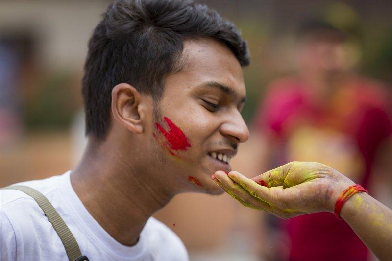 Bangladeş'te Holi Festivali