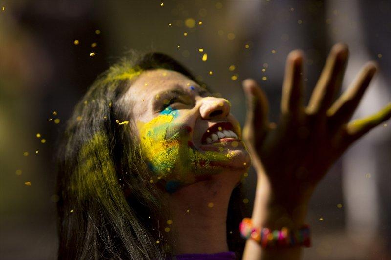 Bangladeş'te Holi Festivali