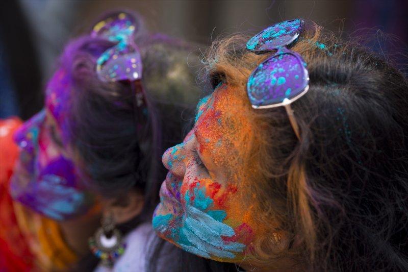 Bangladeş'te Holi Festivali