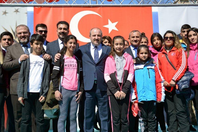 Bakan Varank Tunceli'de 