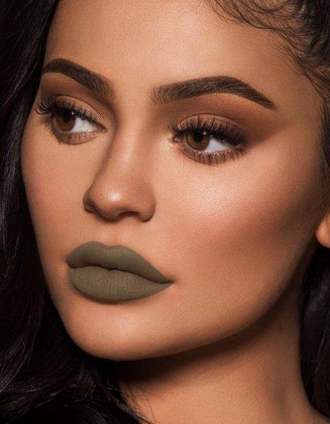 Kylie Jenner serveti hakkında konuştu 