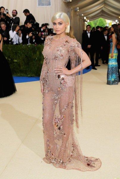 Kylie Jenner serveti hakkında konuştu 