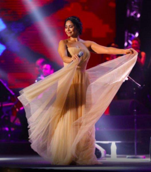 Mısırlı şarkıcının konser vermesi yasaklandı