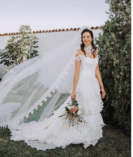 Azra Akın: Kalbimi çalan iki erkek