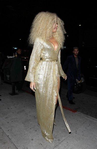 Khloe Kardashian'ın ilginç saç stili