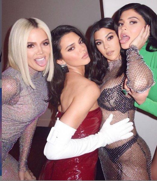 Khloe Kardashian'ın ilginç saç stili