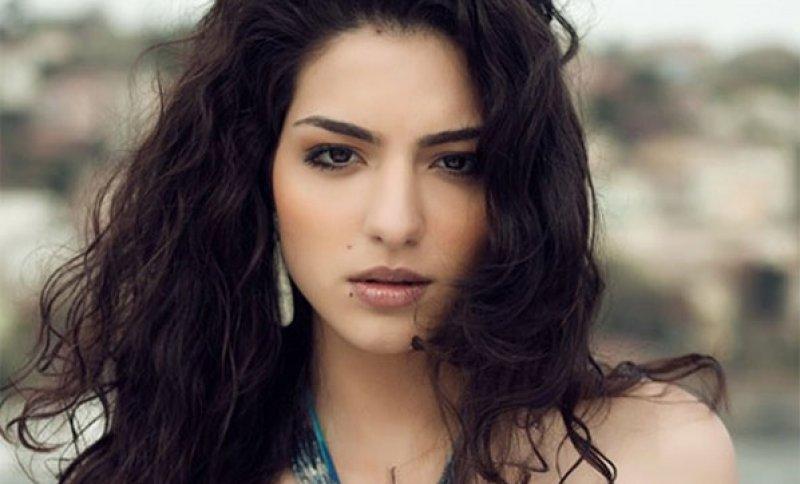 Oyuncu Melisa Aslı Pamuk İnstagram'ı sallıyor