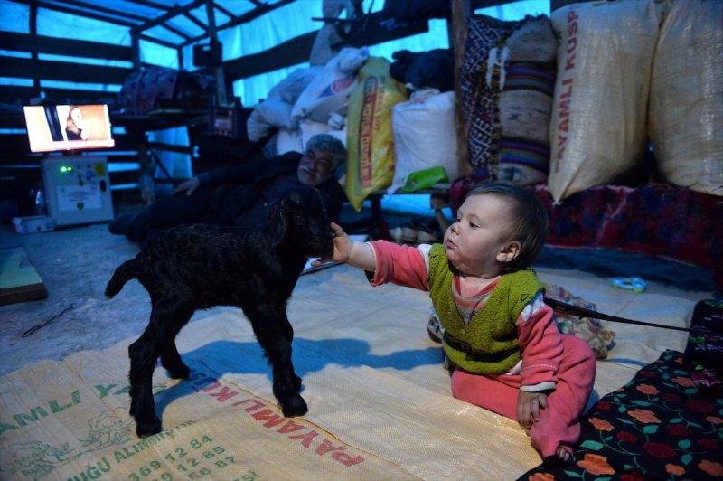 Mersin Silifke'de Yörüklerin günlük yaşamı