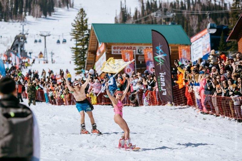 Sibirya soğuğunda kayak festivali: Grelka Festivali