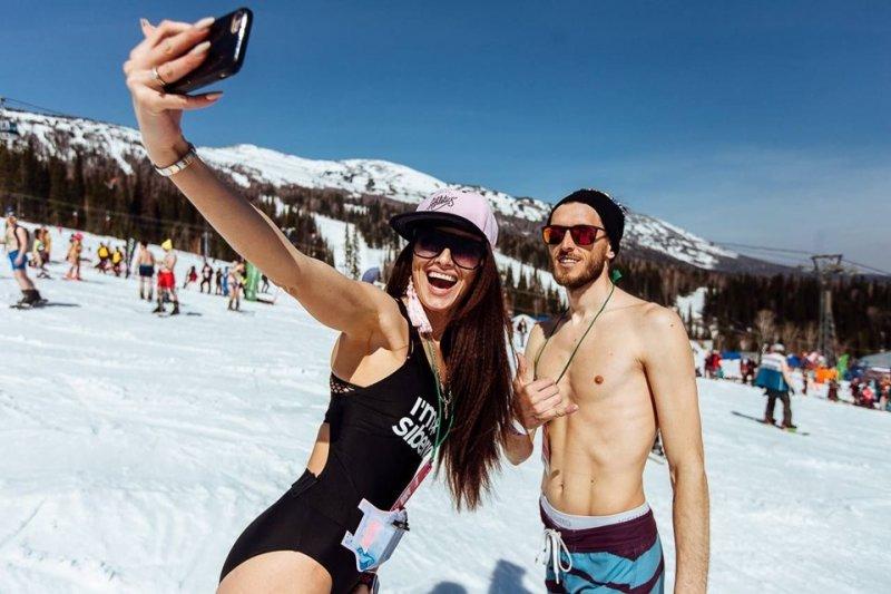 Sibirya soğuğunda kayak festivali: Grelka Festivali