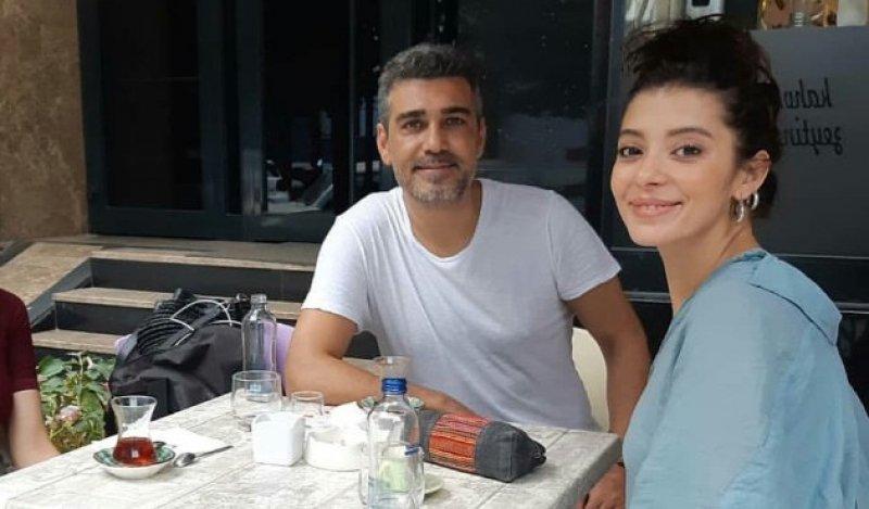 Selin Şekerci ve Caner Cindoruk el ele poz verdi 