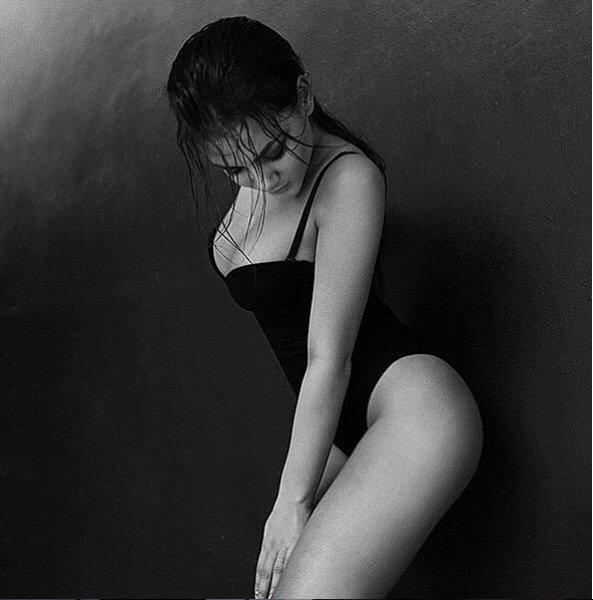 Johnny Depp'in yeni aşkı Polina Glen