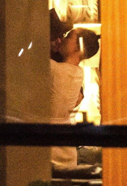 Johnny Depp'in yeni aşkı Polina Glen