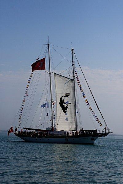 19 Mayıs törenlerle kutlandı