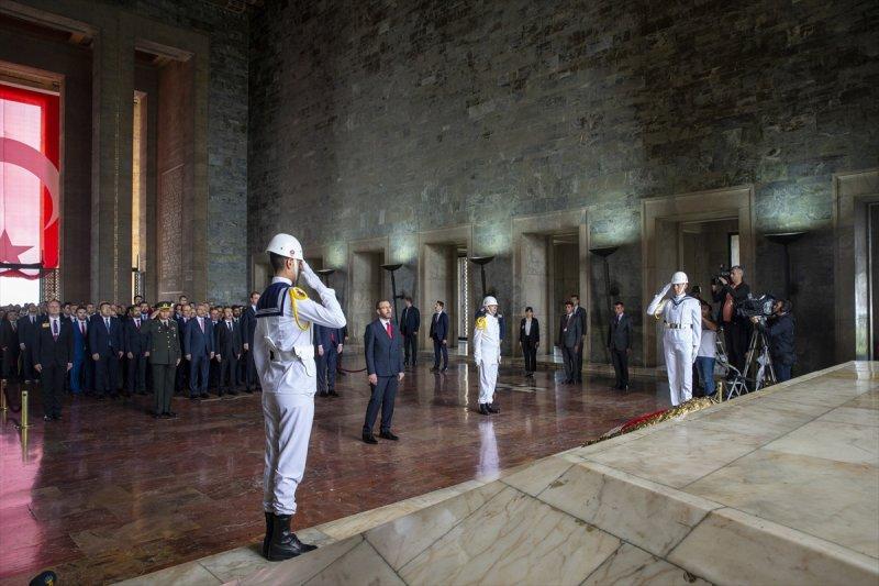 19 Mayıs törenlerle kutlandı