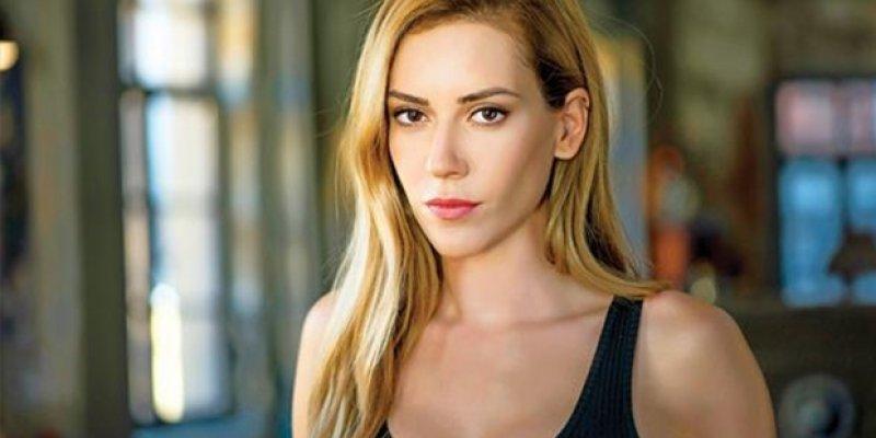 Ünlülerin mezun olduğu okullar