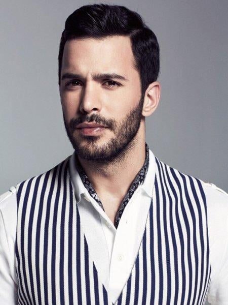 Ünlülerin mezun olduğu okullar