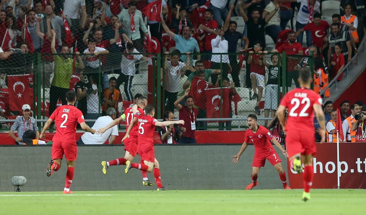 Euro 2020 Elemeleri Türkiye - Fransa maçından kareler