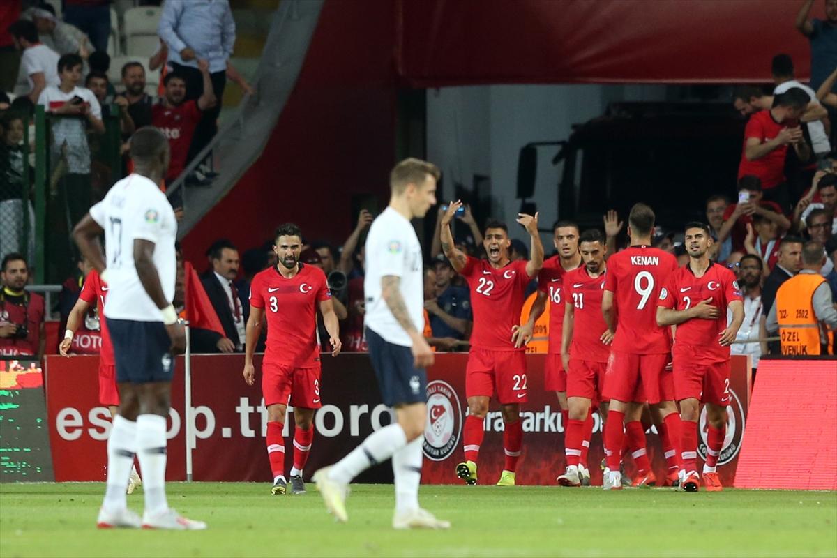 Euro 2020 Elemeleri Türkiye - Fransa maçından kareler