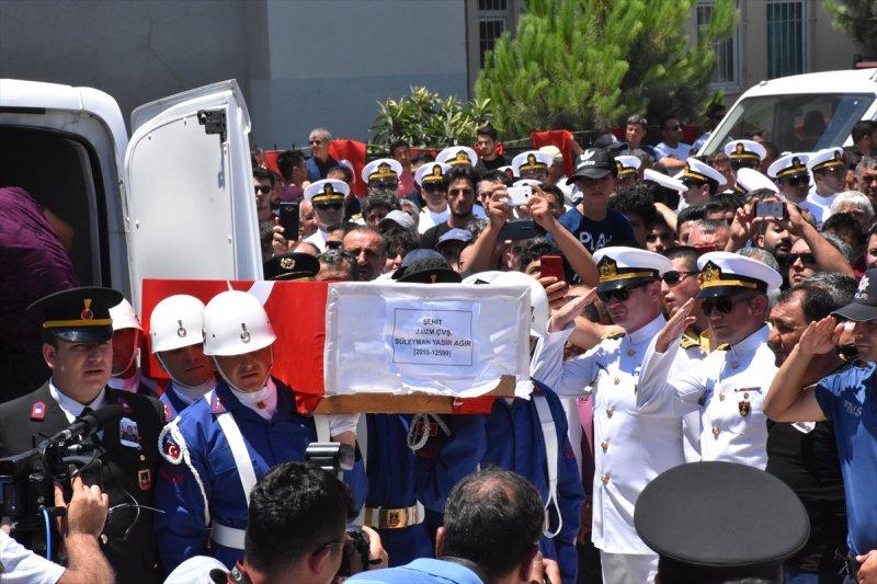 Şehit uzman çavuş Muğla'da son yolculuğuna uğurlandı