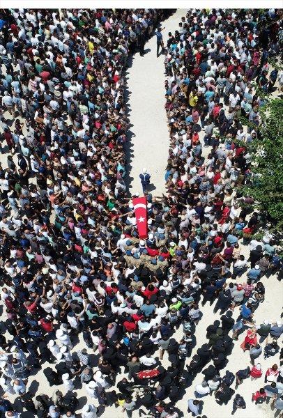 Şehit uzman çavuş Muğla'da son yolculuğuna uğurlandı
