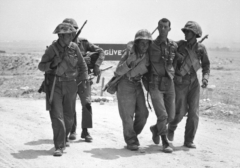 Unutulmaz fotoğraflarla Kıbrıs Barış Harekatı