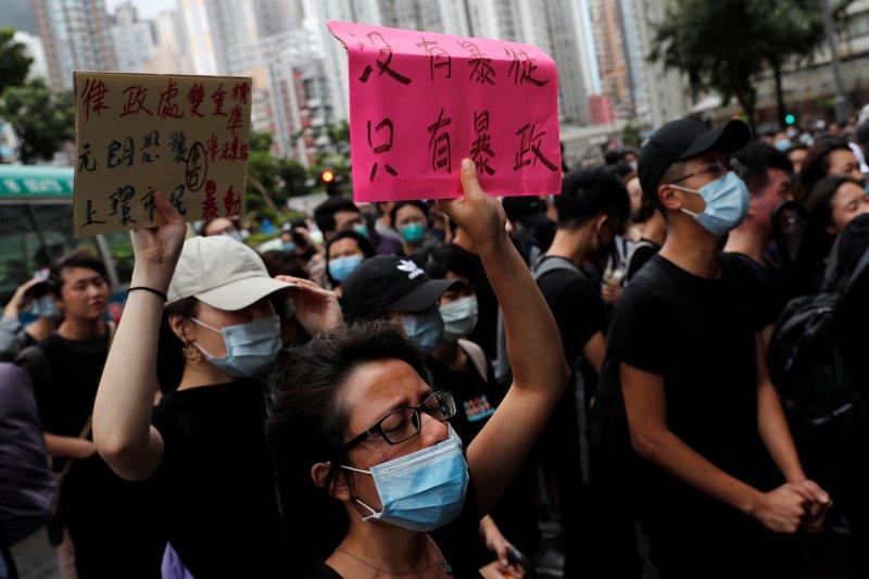 Hong Kong'da eylemler devam ediyor
