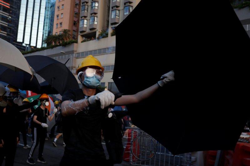 Hong Kong'da eylemler devam ediyor