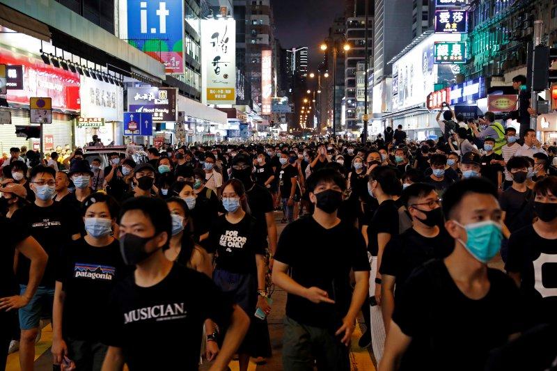 Hong Kong'da eylemler devam ediyor