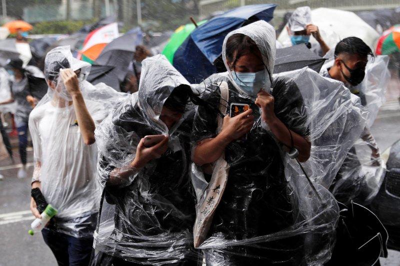 Hong Kong'da eylemler devam ediyor