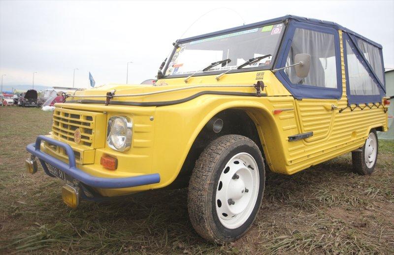 Klasik otomobil tutkunları Hırvatistan'da buluştu