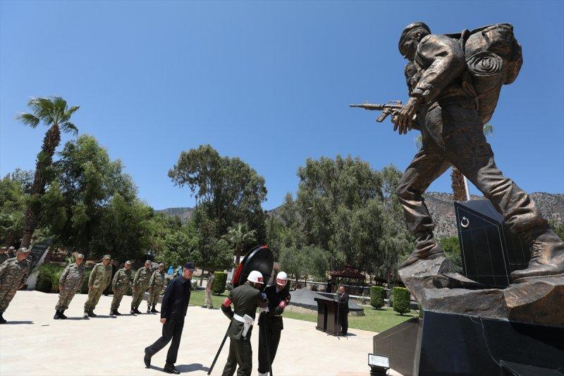 Hulusi Akar KKTC'de: Komşularımız aklını başına alsın