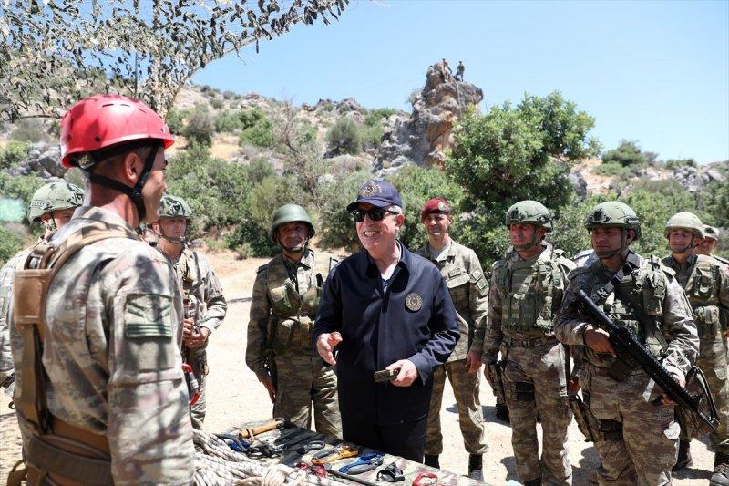 Hulusi Akar KKTC'de: Komşularımız aklını başına alsın