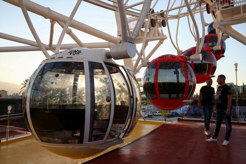 Antalya'da 90 metre yüksekliğinde dönme dolap açılışı